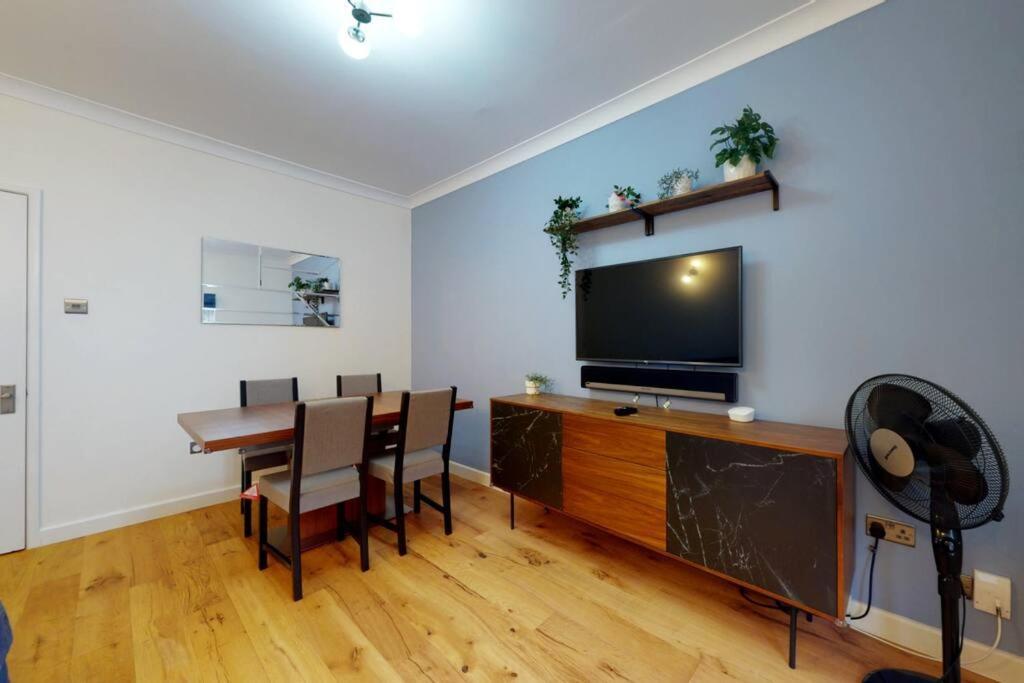 Lovely 2-Bedroom Flat Near Highgate 伦敦 外观 照片